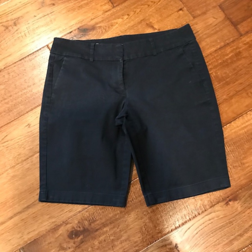 Ann Taylor Navy Boardwalk Short